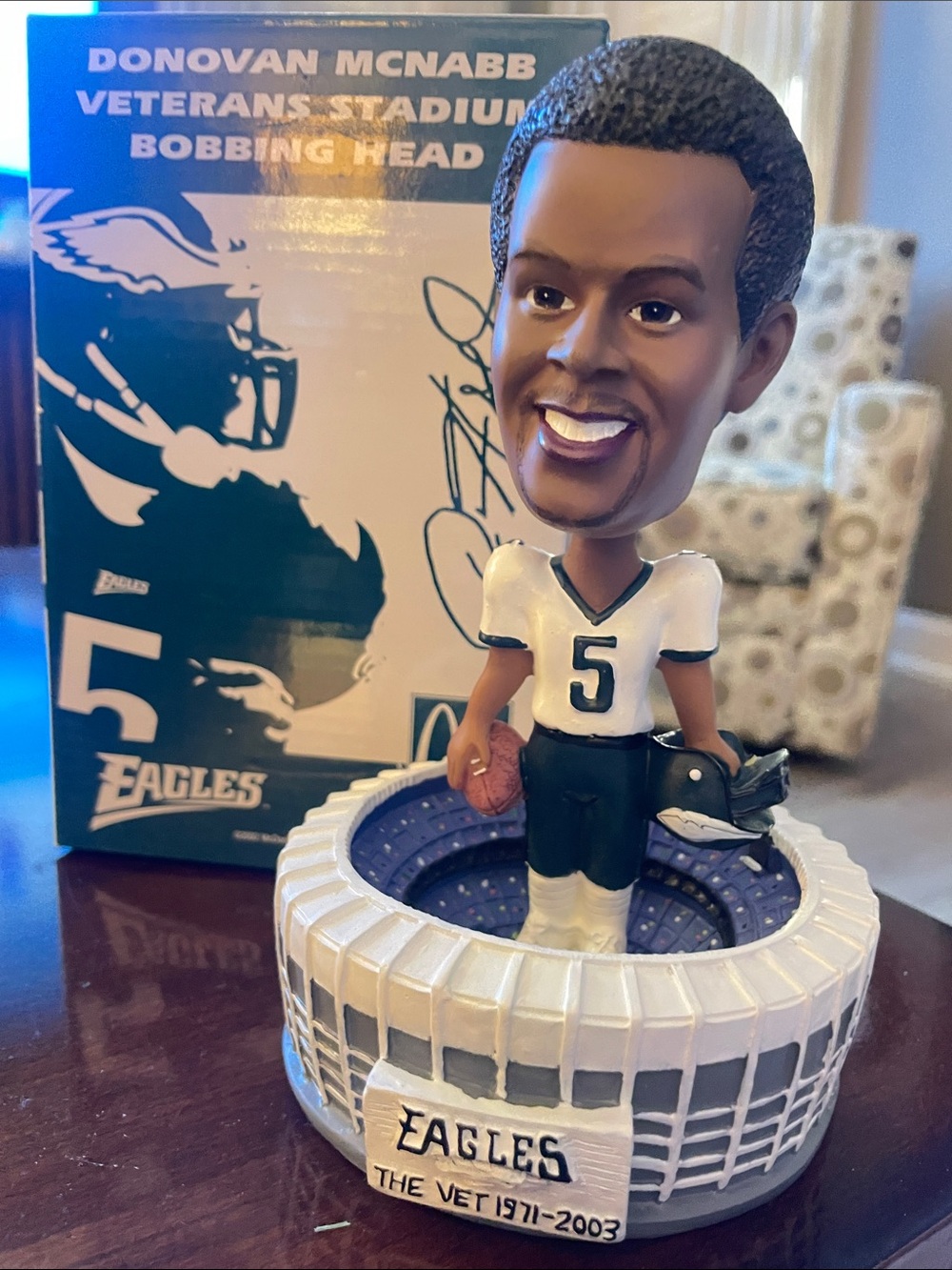 McDonald's Philadelphia Eagles Bobble head Donovan McNabb white jersey